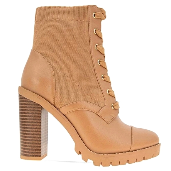 New w/Box BCBGeneration Pilas Faux Leather Lace-Up Stacked Heel Platform Bootie - Picture 7 of 7
